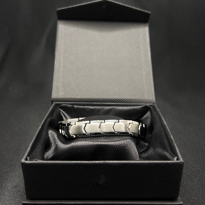 Titanium Chevron Chain Link Magnetic Bracelet